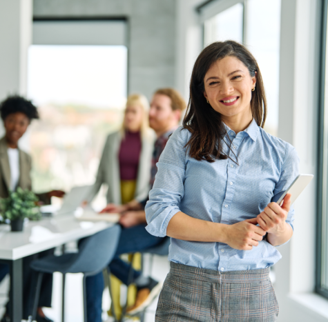 young-business-people-in-the-office-2026-01-09-12-58-20-utc